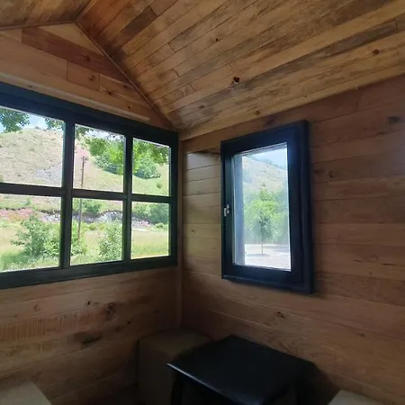 Lägenhet Kimovi Vajati Kostunici