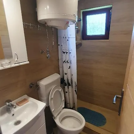 Lägenhet Kimovi Vajati Kostunici