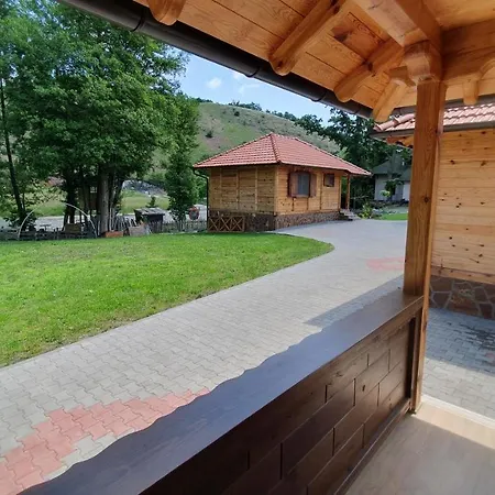 Kimovi Vajati Lägenhet Kostunici