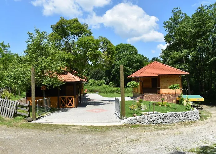 아파트 Kimovi Vajati